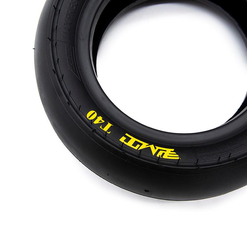 Tubeless Radialreifen T40 Slick 90/65R6