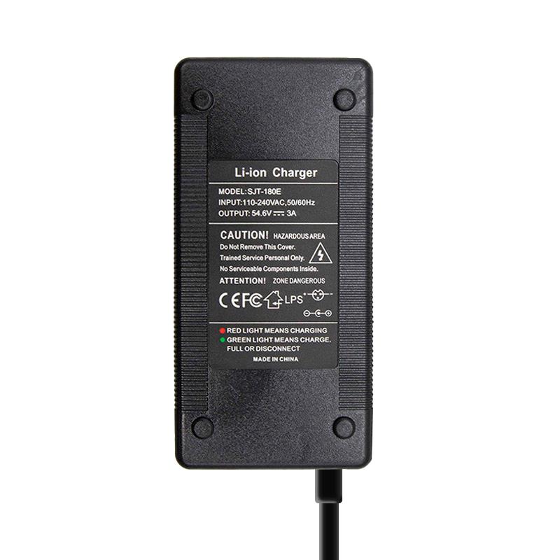 Cargador 48v (salida 54,6v) 2A conector GX16