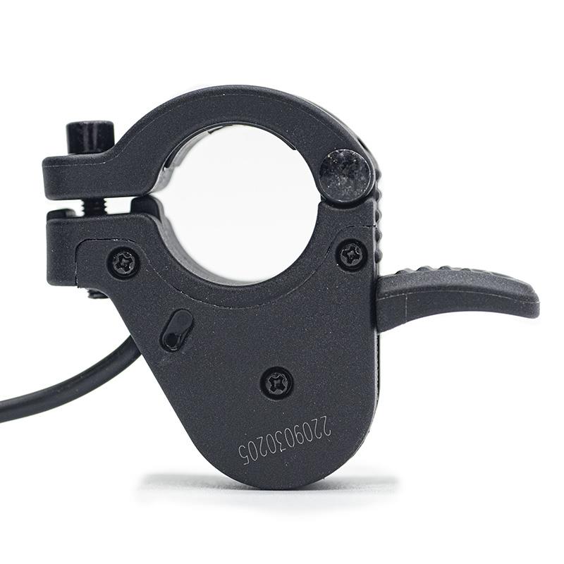 Acceleratore con apertura completa con connettore nero SM 1.6m - Modello 2