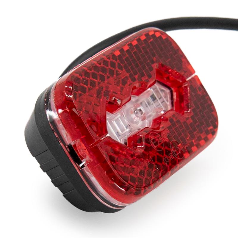Casco con luce posteriore per Smartgyro K2