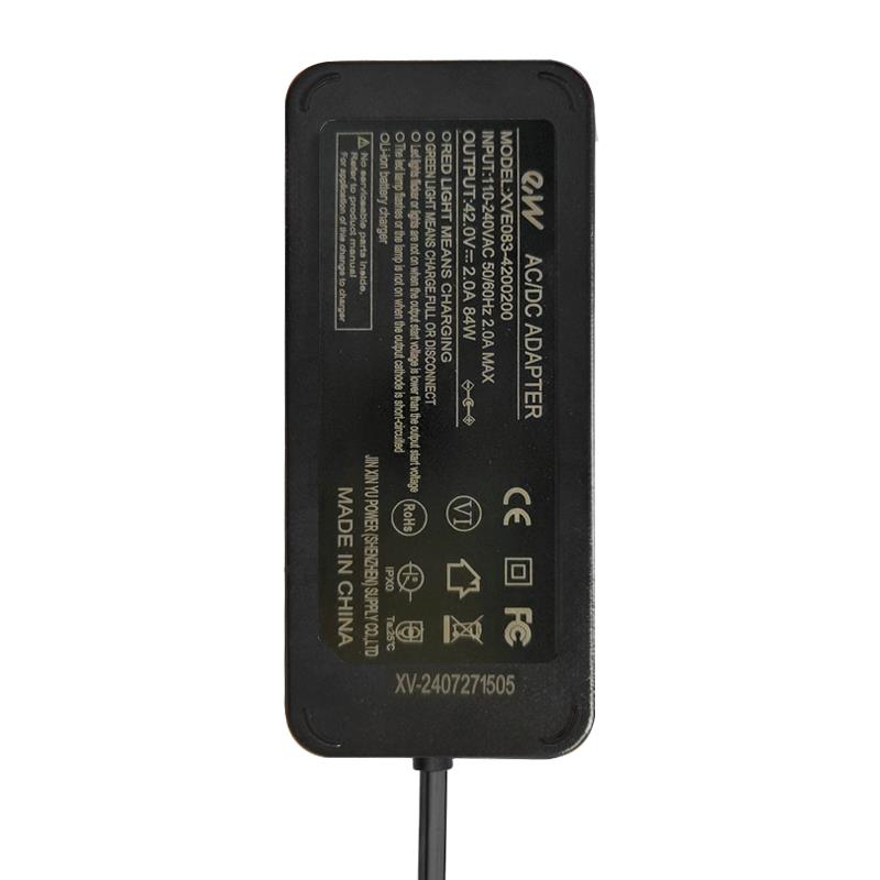 Premiumladegerät 36V (Ausgang 42V) 2A DC 5,5x2,1mm Stecker