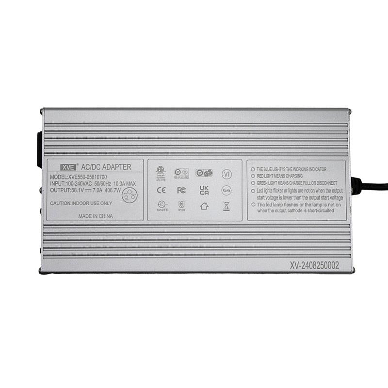 Ladegerät 52V (Ausgang 58,1V) 7A LP16 Stecker