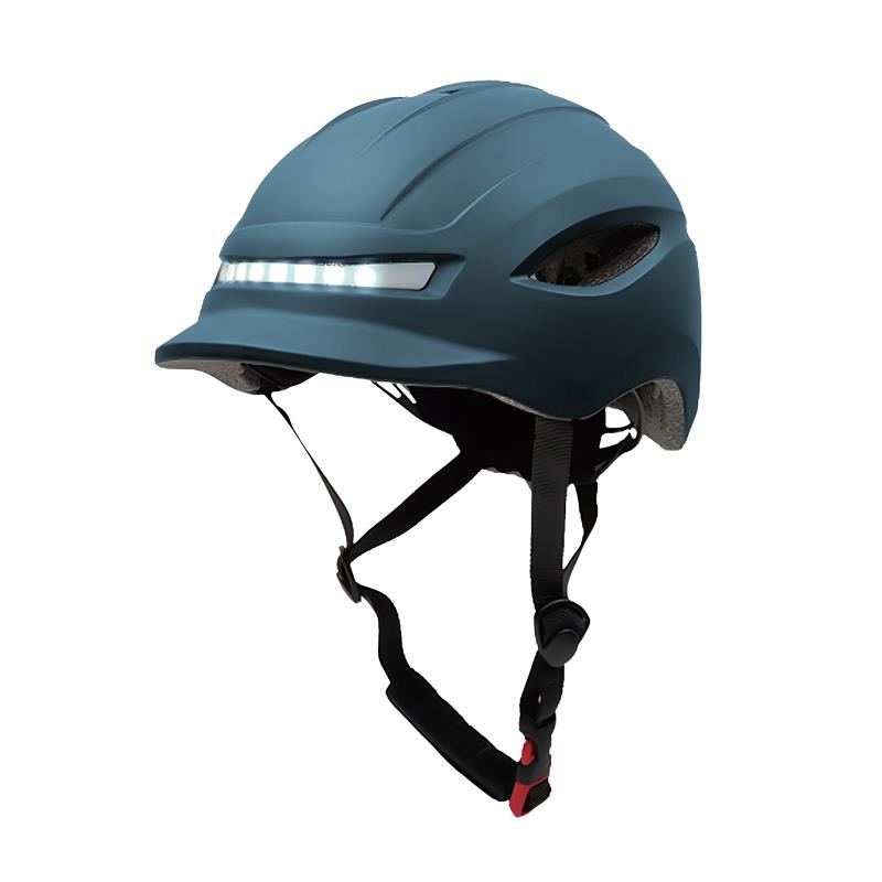 Helm mit CP02 Licht schwarz Einheitsgröße